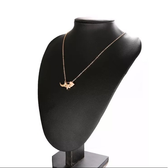 🆕 Celestial Love Star Moon Heart Necklace - Picture 3 of 3